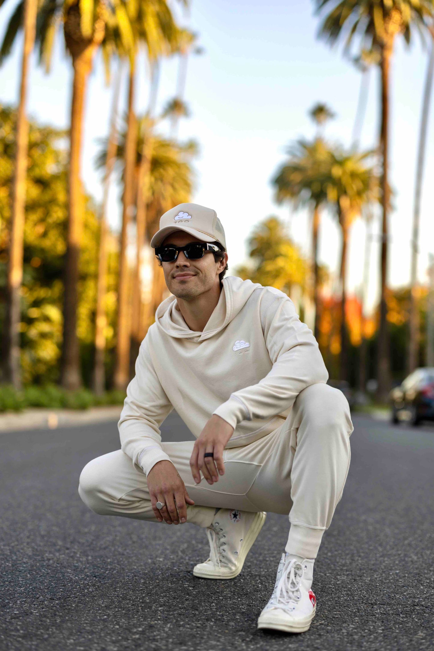 King Hoodie Macadamia